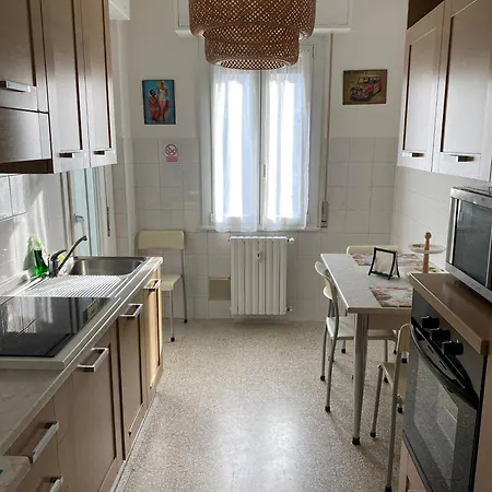 公寓 Casa Manolo Cesano Milan 切萨诺博斯科内